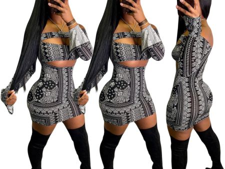 2021 Spring Sexy Women Clothing Hollow Out Bandana Flared Sleeves Slash Neck Printed Mini Club Dresses Lady Supply