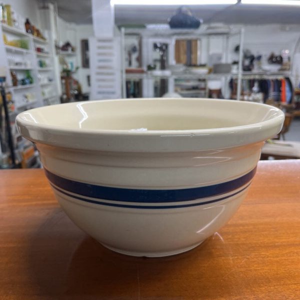 LARGE ROSEVILLE POTTERY BOWL Cheap