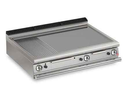 Baron 3 Burner Gas Fry Top 700Mm Depth With 2 3 Smooth 1 3 Ribbed Mild Steel Plate And Thermostat Control Cheap